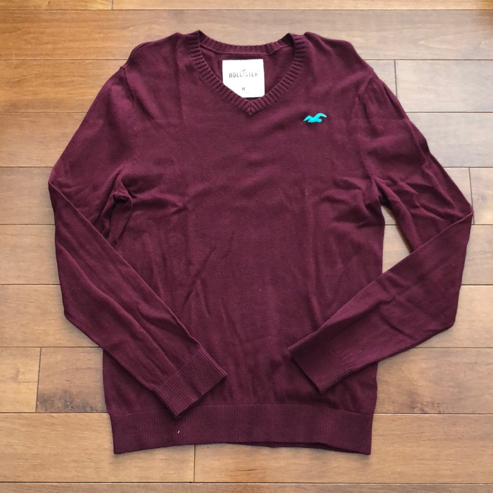 Hollister v-neck sweater- burgundy in color.